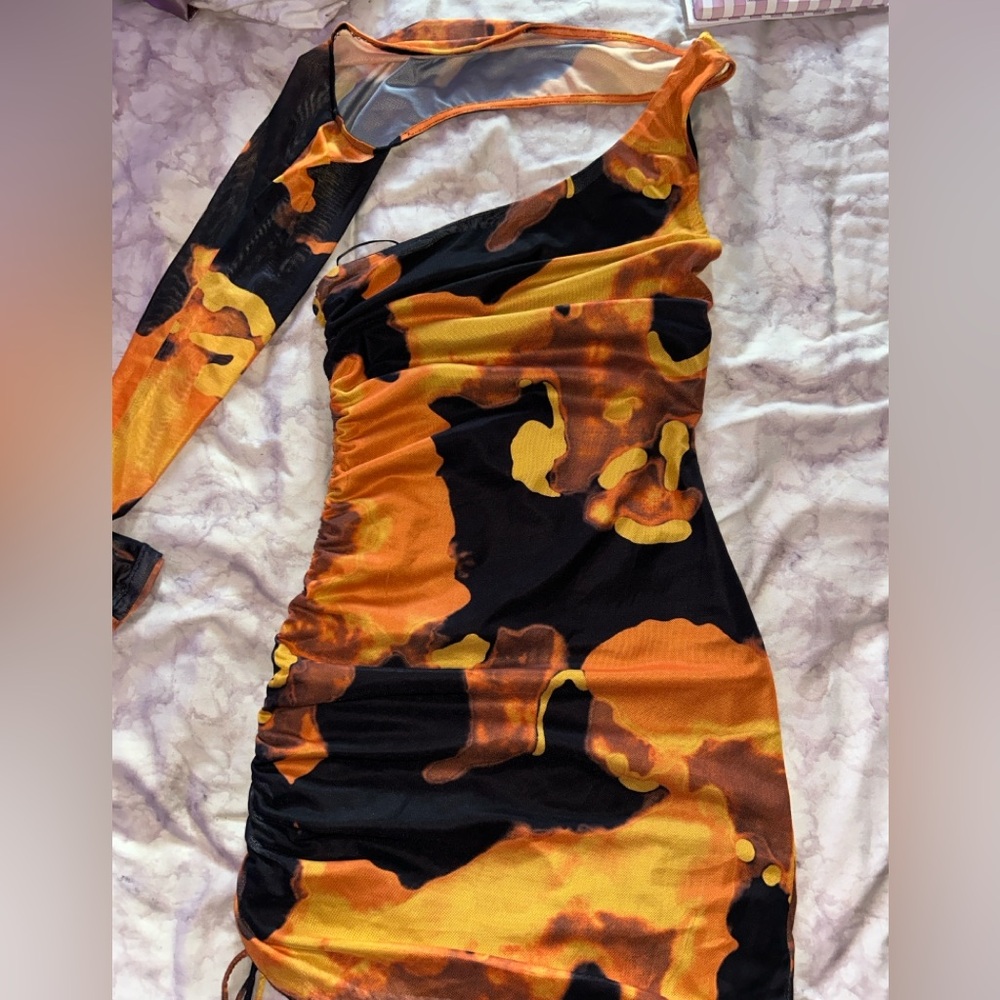 Fashion Nova Vibrant Abstract Long Sleeve Dress